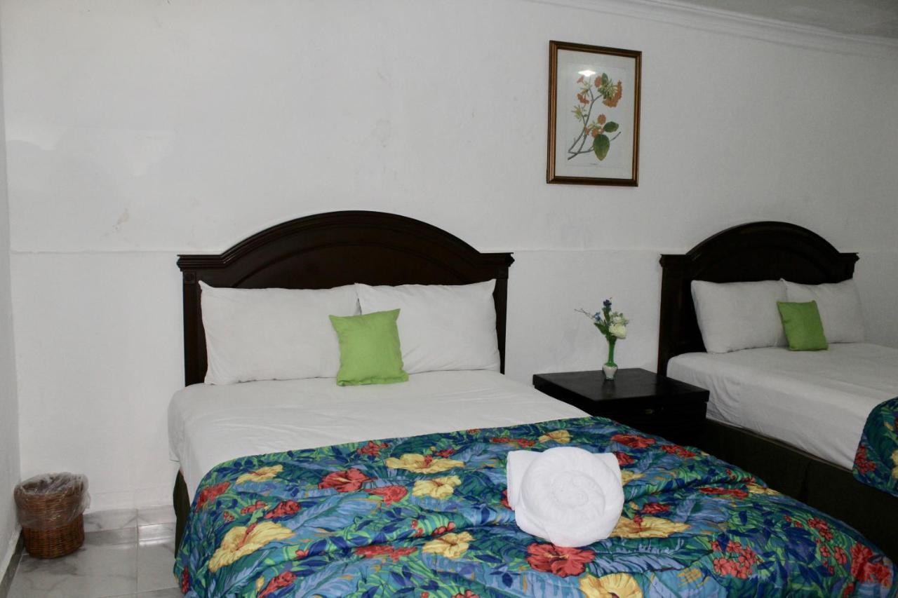 Habitación Doble Estándar con 2 camas dobles